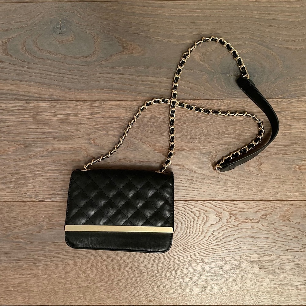 F21 small crossbody quilted purse | 3 for $10